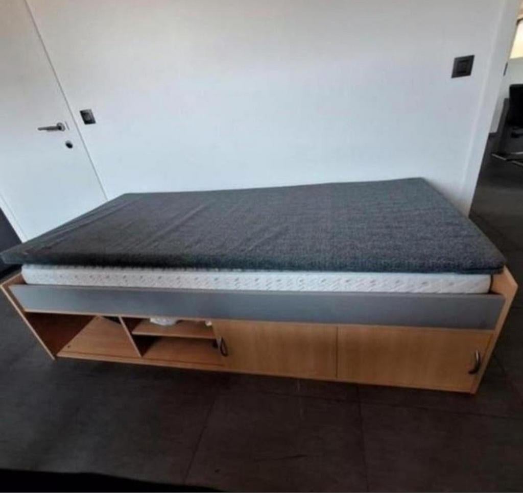 Gratis Eenpersoonsbed met matras, Huis en Inrichting, Ophalen