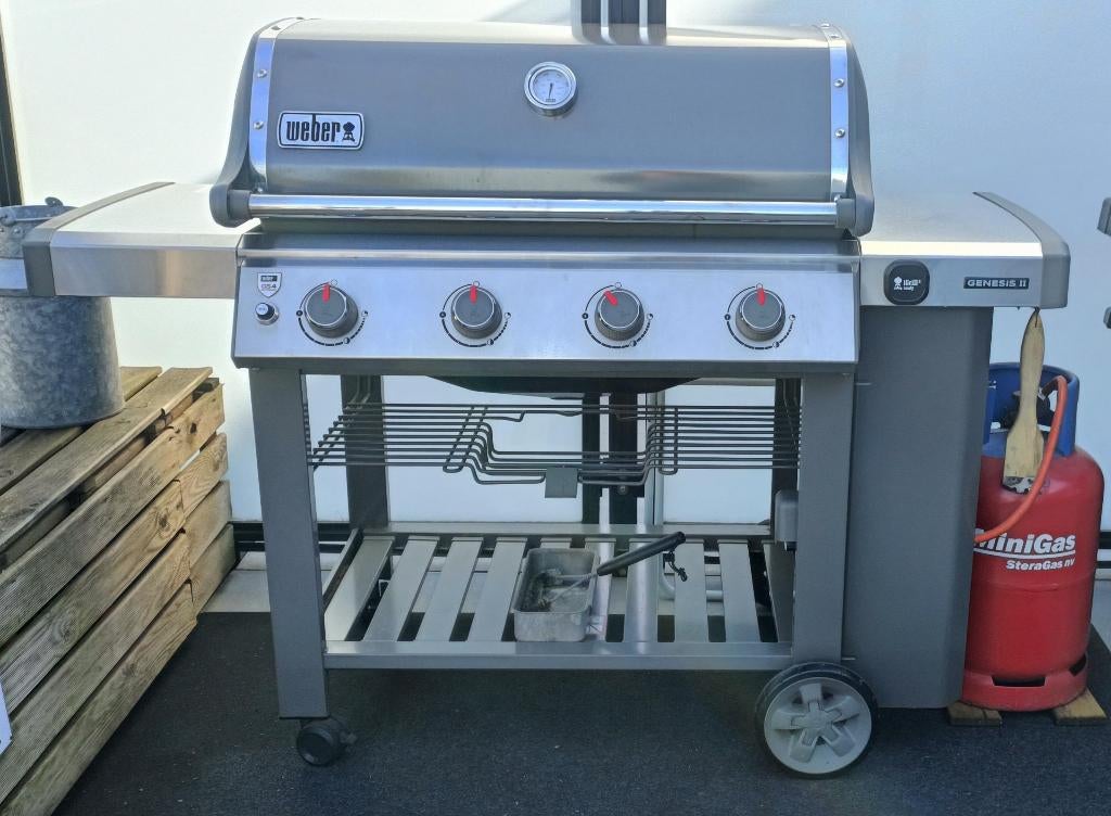 Barbecue à gaz Weber avec 4 brûleurs et housse de protection, Jardin & Terrasse, Enlèvement, Utilisé, Weber