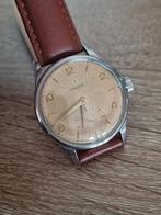 Montre Omega vintage, Acier