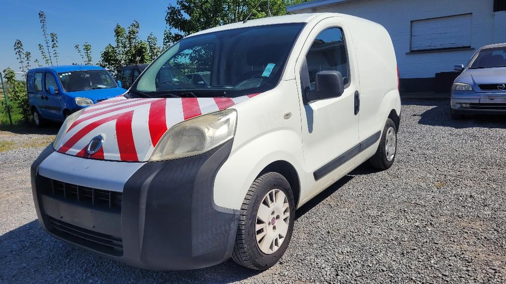 fiat fiorino 1.3jtd AIRCO TREKHAAK 1STE EIG BTW WAGEN 2010, Auto's, Bestelwagens en Lichte vracht, Bedrijf, Te koop, ABS, Airbags