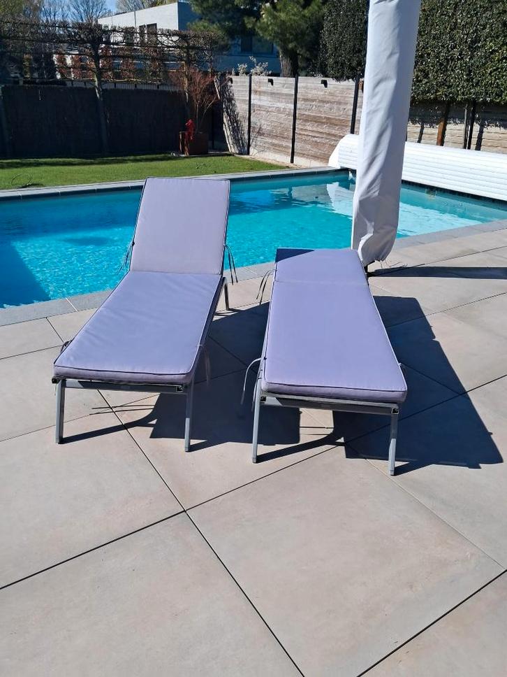 LIGBEDDEN / ZONNEBEDDEN, Jardin & Terrasse, Chaises longues, Utilisé, Aluminium, Réglable, Enlèvement