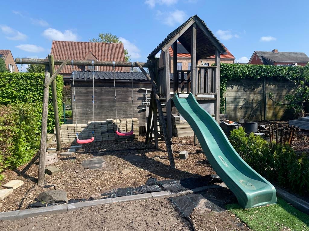 Houten schommel met huisje en schuifaf., Enfants & Bébés, Jouets | Extérieur | Aires de jeux, Enlèvement, Utilisé, Balançoire