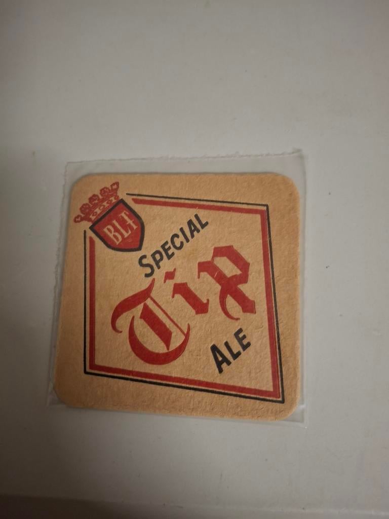 Oud bierviltje tip ale br lion tournai, Verzamelen, Biermerken, Ophalen of Verzenden