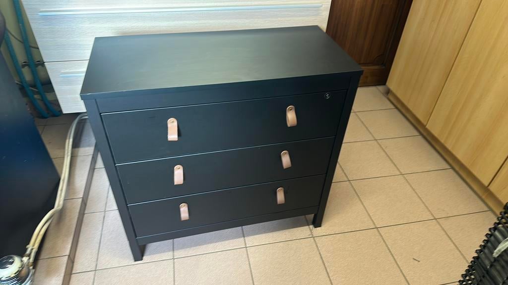 Landelijke zwarte ladekast, Huis en Inrichting, Kasten | Ladekasten, Ophalen, Nieuw