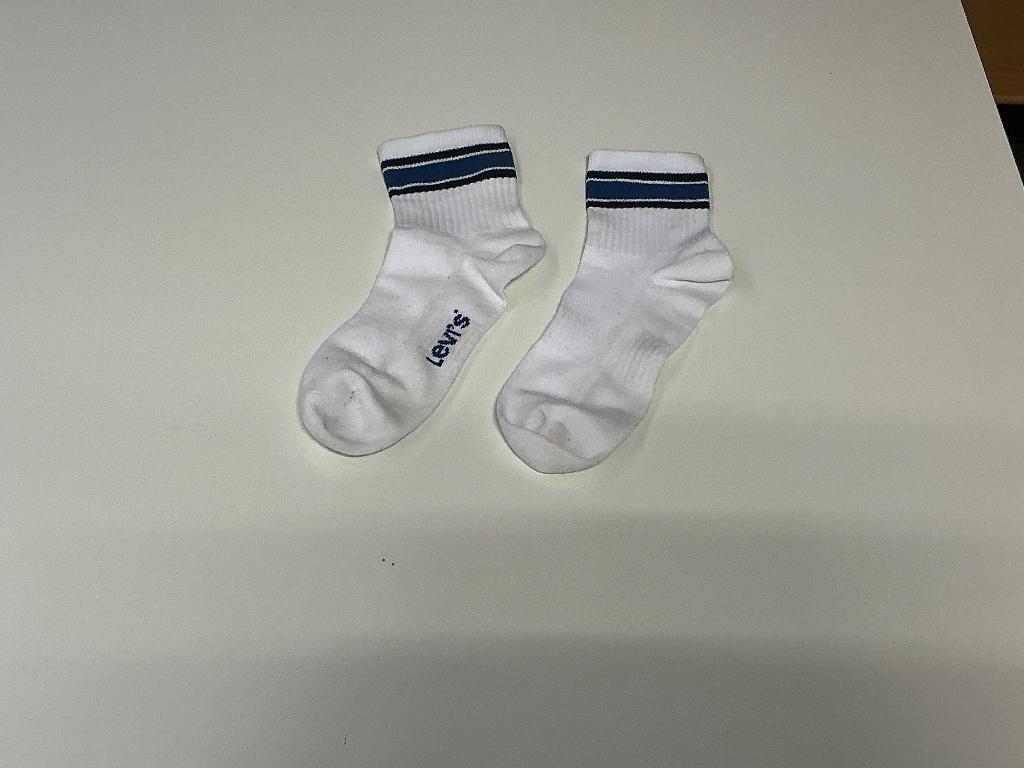 4 paar korte kousen Levi’s maat 43-46, Vêtements | Hommes, Chaussettes & Bas, Enlèvement ou Envoi, Porté, Taille 43 à 46, Levi's