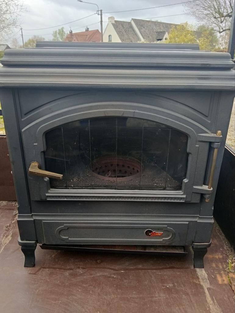 Poêles à mazout (2 pièces) en bon état, Enlèvement, Utilisé