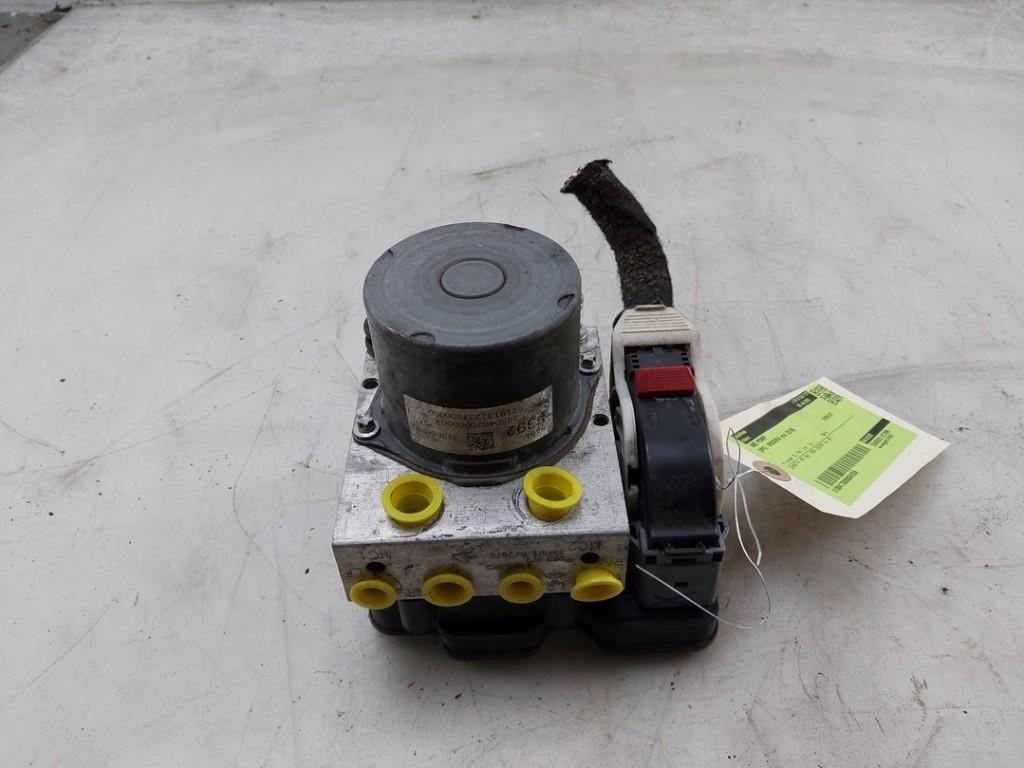 ABS POMP Opel Insignia Sports Tourer (01-2017/-), Auto-onderdelen, Overige Auto-onderdelen, Opel, Gebruikt