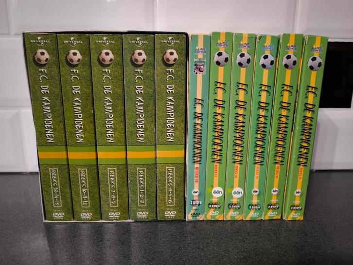 Mooie volledige dvd collectie fc de kampioenen 21 seizoenen, CD & DVD, DVD | TV & Séries télévisées, Enlèvement ou Envoi