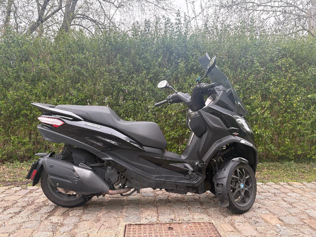 Piaggio MP3 400 - Eerste inschrijving 10/7/2023, Motoren, 400 cc, Scooter, Particulier, ABS