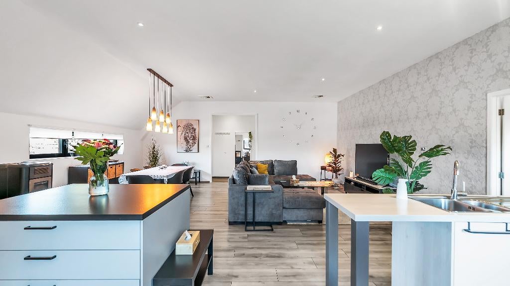 Karaktervolle duplex met loftgevoel en tuin in Zonhoven, 103 kWh/m²/jaar, 207 m², Provincie Limburg, Zonhoven