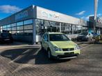 Vw Polo benzine met keurig verkoop en garantie, Auto's, Voorwielaandrijving, 4 deurs, Zwart, 4 cilinders