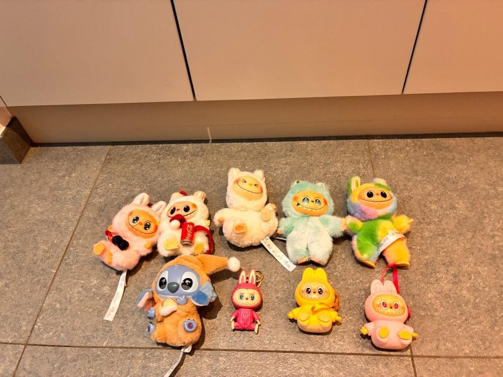 Labubu, Ophalen, Zo goed als nieuw