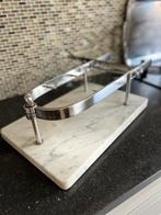 Hamklem met marmer plateau, Ophalen