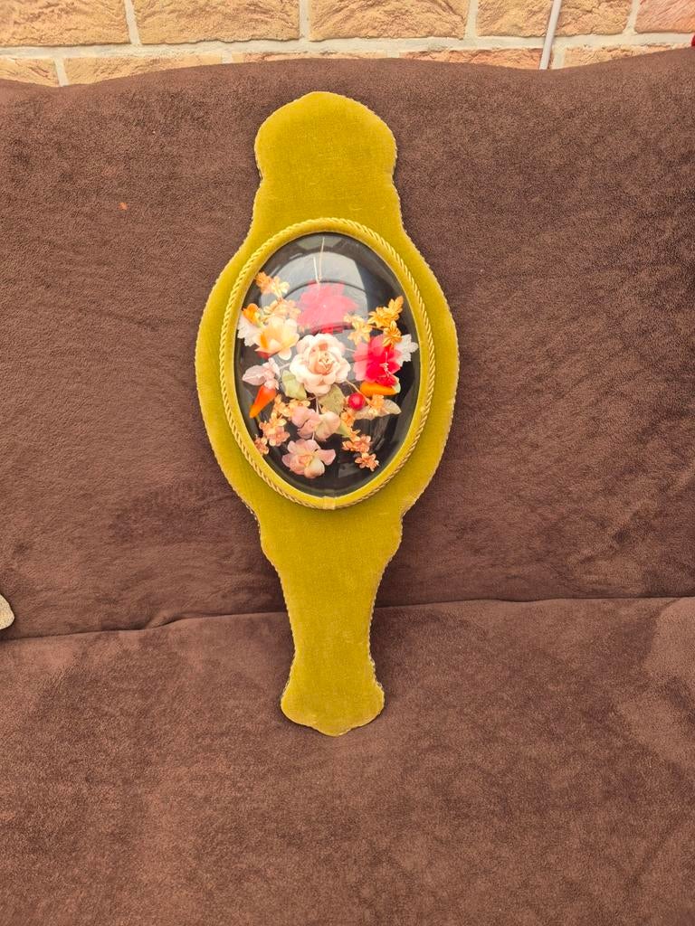 Vintage decoratie beeld met kunst bloemen erin, Bijoux, Sacs & Beauté, Montres | Enfants, Enlèvement