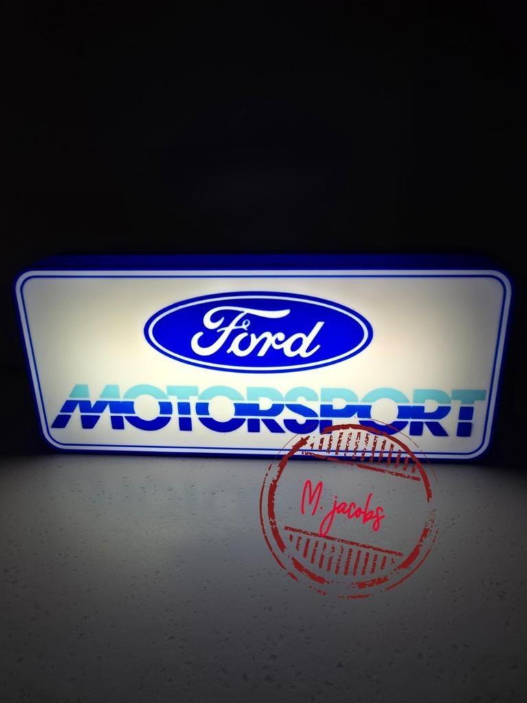 Boîte publicitaire Ford Motorsport avec éclairage LED., Collections, Marques & Objets publicitaires, Neuf, Table lumineuse ou lampe (néon)