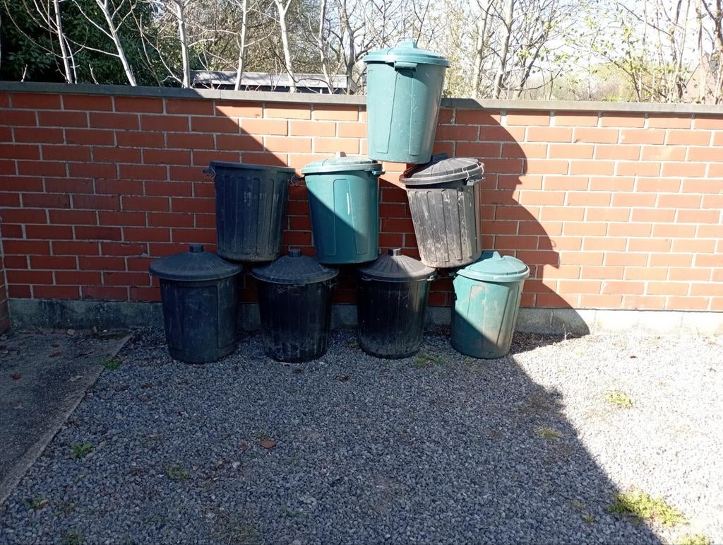 Afvalemmers 8 stuks, Ophalen