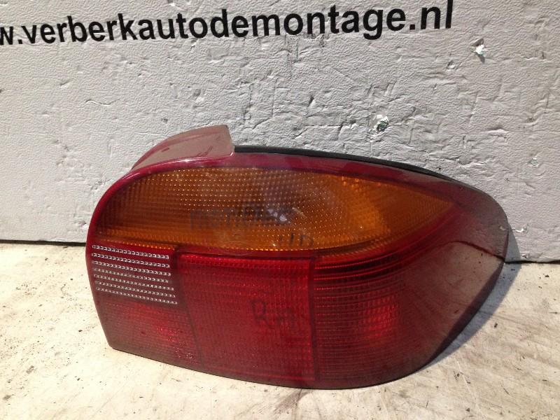 FEU ARRIÈRE DROIT Ford Mondeo I (93bg13a602ba), Autos : Pièces & Accessoires, Utilisé, Ford