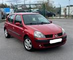 Renault Clio 1.2i 16v, Autos, Renault, Rouge, Achat, Boîte manuelle, Entretenue par le concessionnaire