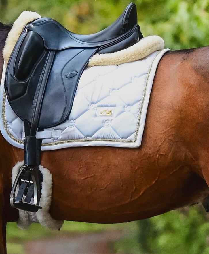 Acavollo dressuurzadel, Animaux & Accessoires, Chevaux & Poneys | Selles, Comme neuf, Enlèvement ou Envoi