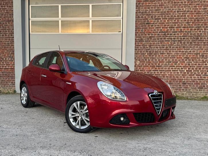Alfa Romeo Giulietta 1.6 JTDm-Amper 51.019 km-Leder-Topstaat, Auto's, Alfa Romeo, Bedrijf, Te koop, Giulietta, ABS, Airbags, Airconditioning