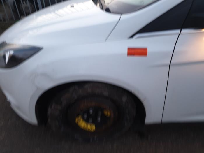 Aile avant gauche d'un Ford Focus (5B), Autos : Pièces & Accessoires, Carrosserie & Tôlerie, Ford, Utilisé, 3 mois de garantie