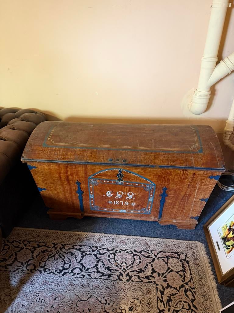 Antieke massief houten kist — uniek decoratief stuk, Ophalen, Overige materialen, Gebruikt, 50 tot 100 cm