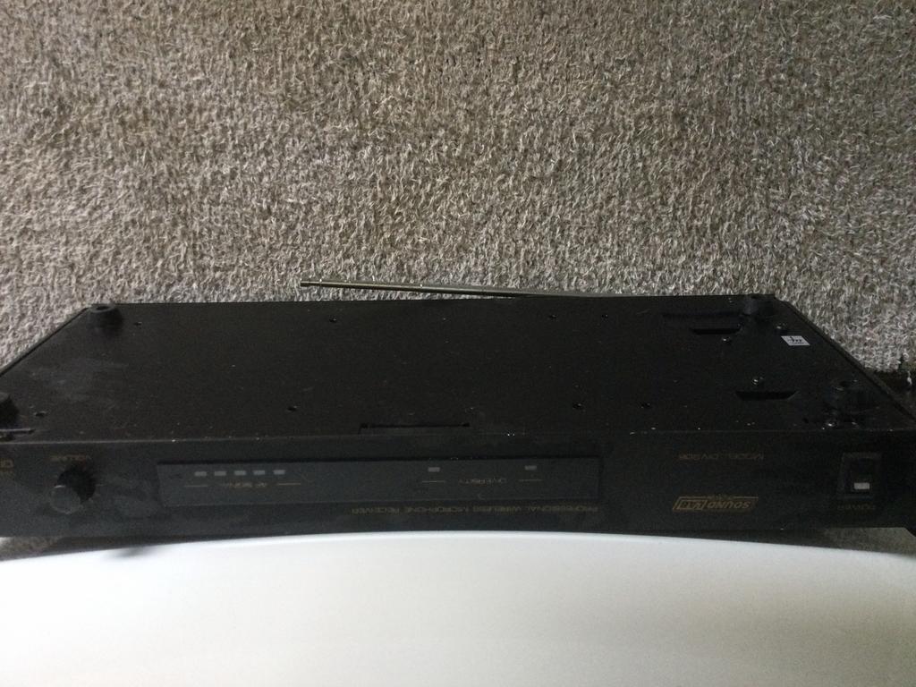 Récepteur de microphone sans fil DIV206, Enlèvement ou Envoi, Utilisé