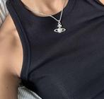 Vivienne Westwood Elegante Zilveren Kristallen Ketting, Ophalen, Zo goed als nieuw, Met edelsteen, Zilver