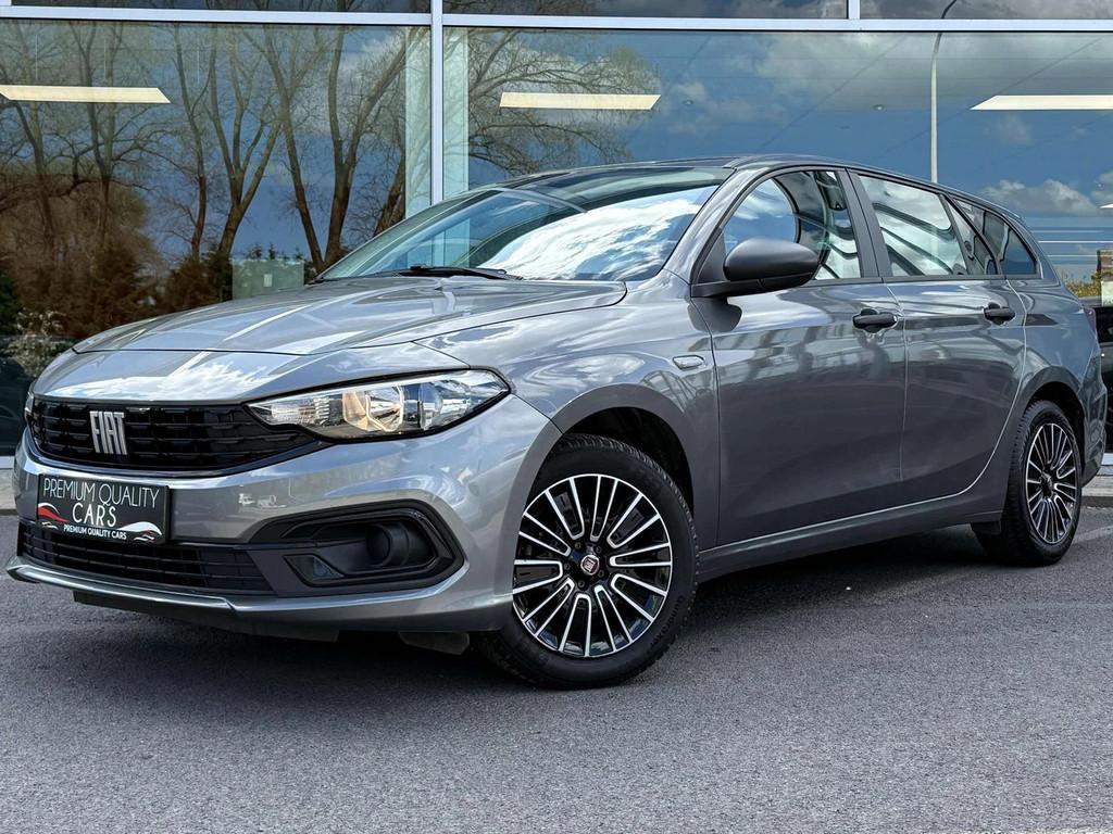 Fiat Tipo BREAK / CARPLAY / AIRCO / NAVIGATIE / CRUISECONTRO, Auto's, Fiat, 1345 kg, Stof, Gebruikt, https://public.car-pass.be/vhr/e6eeed34-92a5-4422-923f-f2baf7955143