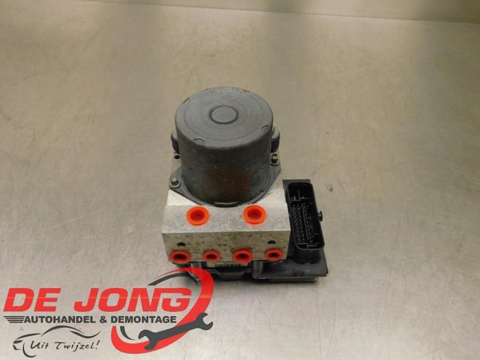 ABS Pomp van een Audi A4, Gebruikt, -, -, -