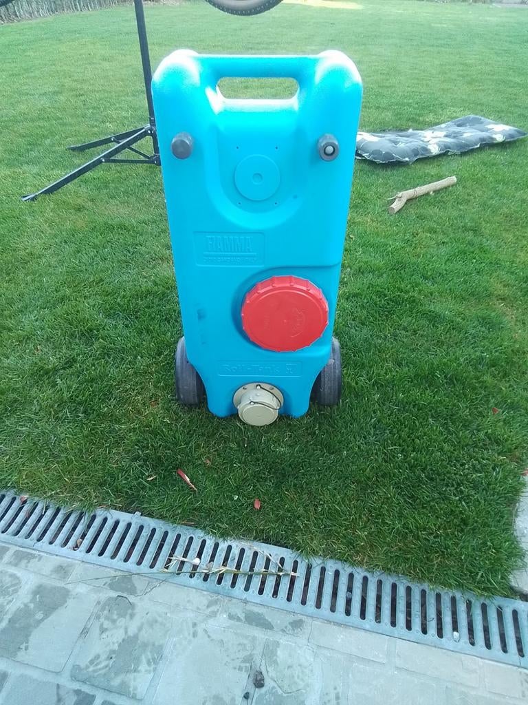 Fiama water tank, Caravans en Kamperen, Ophalen