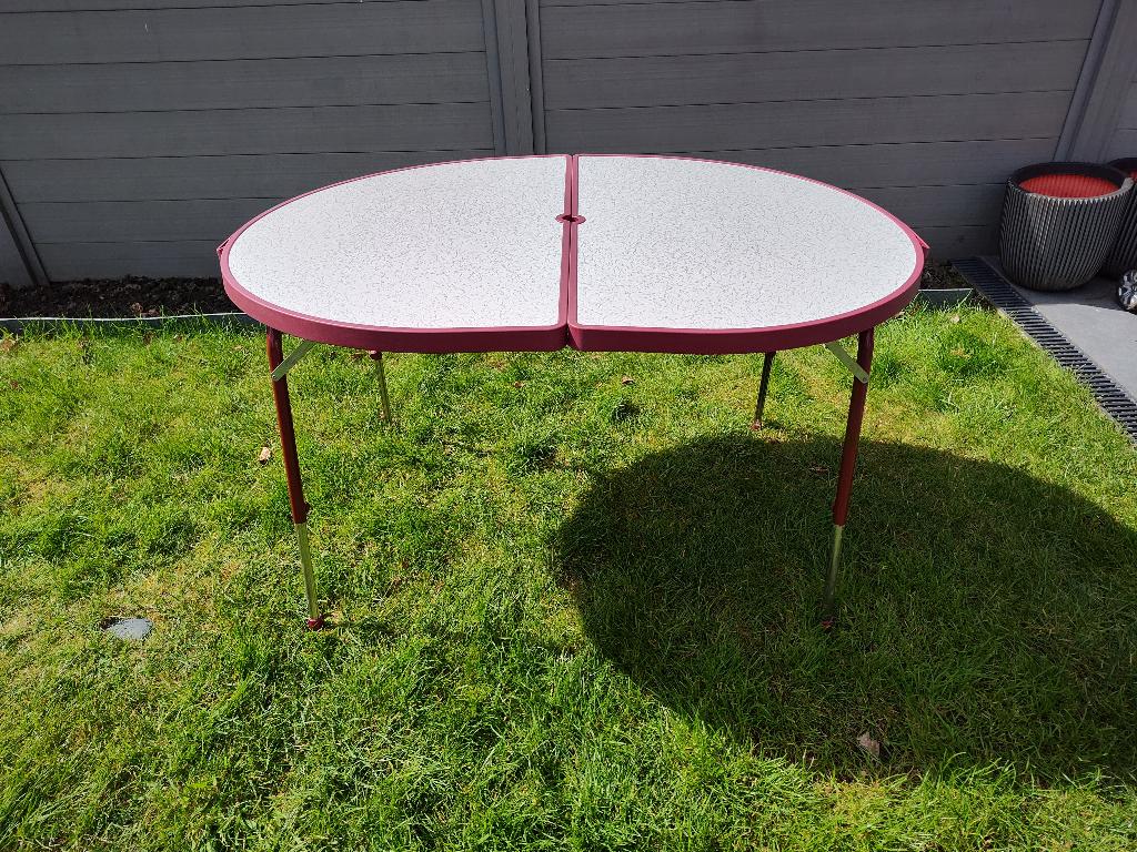 Campingtafel met set bijpassende campingstoelen, Caravanes & Camping, Meubles de camping, Enlèvement, Utilisé, Table de camping