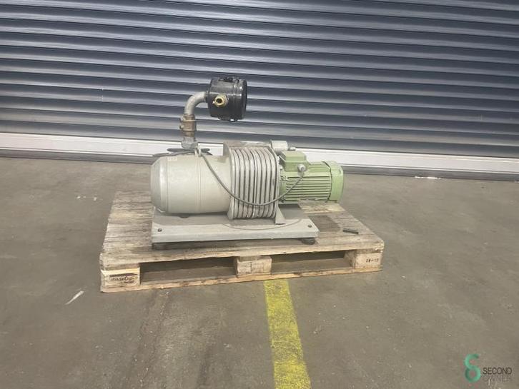 Becker KVT 2.100, Articles professionnels, Machines & Construction | Autre