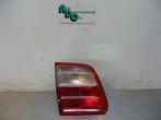 Feu arrière gauche d'un Mercedes E-Klasse (E-Klasse 95-), Utilisé, -, -, Enlèvement ou Envoi