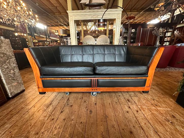 Schuitema Lawrence 2,5-zits Bank – Decoforma –  Zwart Leer, Huis en Inrichting, Zetels | Zetels, Zo goed als nieuw, Rechte bank