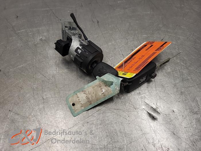 Kontaktslot + Sleutel van een Peugeot Partner, Auto-onderdelen, Overige Auto-onderdelen, Peugeot, Gebruikt, 3 maanden garantie