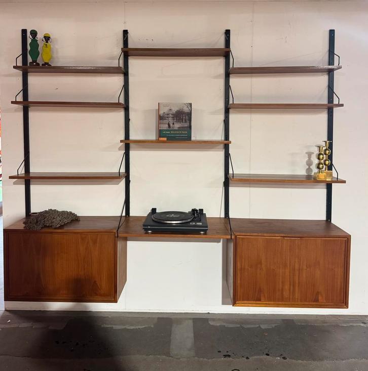 Poul Cadovius by Royal System vintage modulair wandsysteem, Antiek en Kunst, Curiosa en Brocante, Ophalen of Verzenden