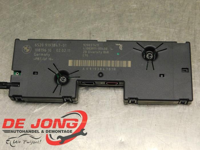 Antenne amplificateur d'un BMW X5, Autos : Pièces & Accessoires, -, 3 mois de garantie, Utilisé, -
