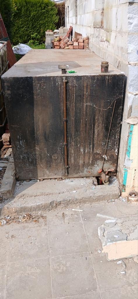 Metalen mazoutton, Doe-het-zelf en Bouw, Verwarming en Radiatoren, Ophalen