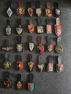 Plusieurs breloques de l'Armée Française., Collections, Objets militaires | Général, Enlèvement ou Envoi, Armée de terre, Emblème ou Badge