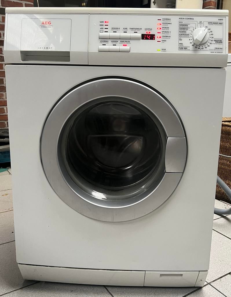 Machine à laver AEG à vendre (DÉFAUT), Enlèvement, Ne fonctionne pas