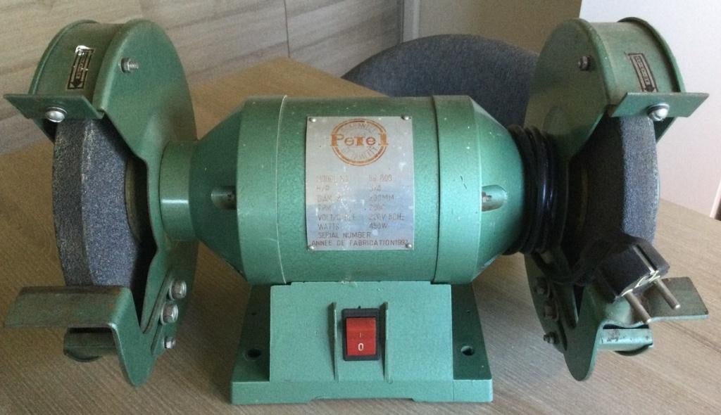 Slijpmolen PEREL 450Watt izgs, Bricolage & Construction, Outillage | Meuleuses, Enlèvement, Utilisé, Moins de 700 watts, Banc de travail