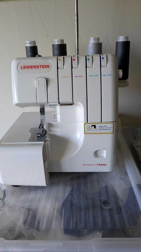 Overlockmachine, Enlèvement, Accessoires