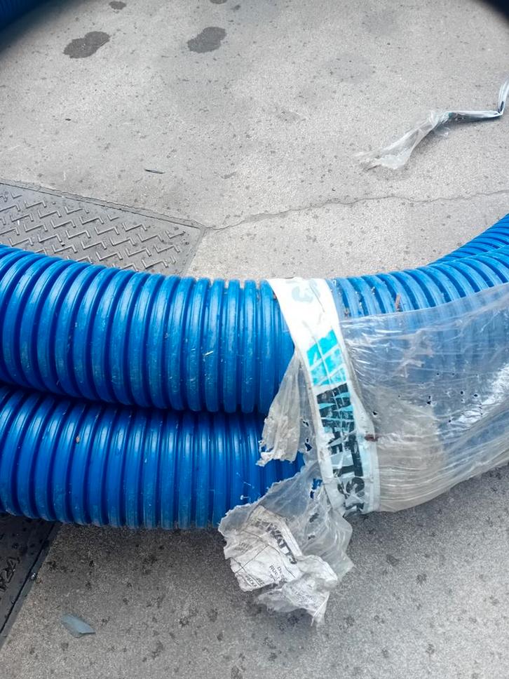 Gaine / Tuyau annelé bleu, Bricolage & Construction, Tuyaux & Évacuations, Évacuation