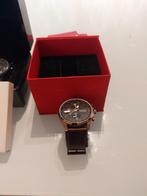 Horloge's, Handtassen en Accessoires, Horloges | Heren, Overige materialen, Leer, Polshorloge, Zo goed als nieuw