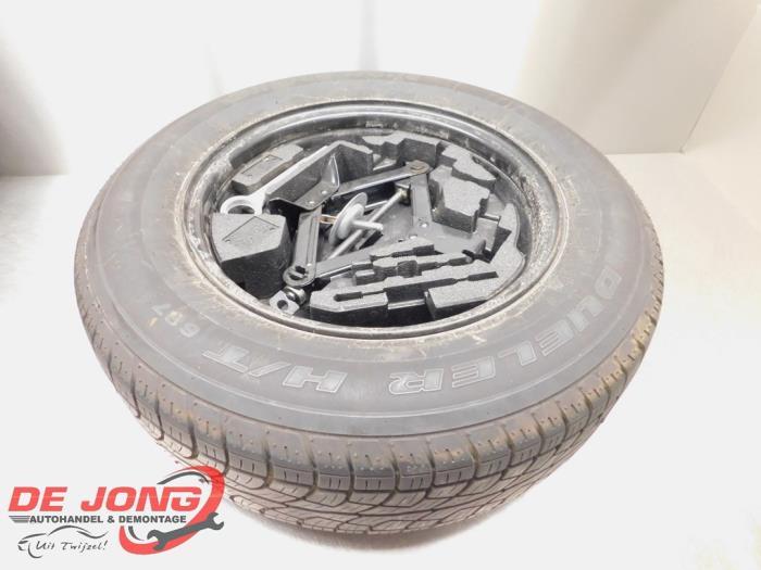 Kit de cric + Roue de secours d'un Subaru Forester, Subaru, -, 3 mois de garantie, Utilisé