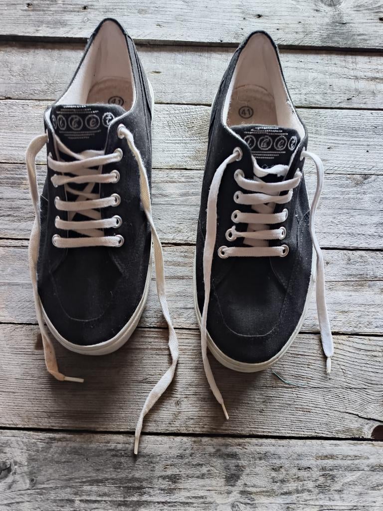 Sneakers noires taille 41 - comme neuves (seulement quelques, Vêtements | Hommes, Chaussures, Enlèvement ou Envoi, Comme neuf
