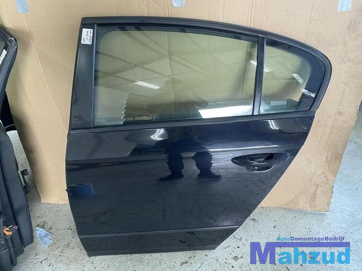 VW PASSAT B6 Zwart LC9Z Links Achter deur portier 2005-2010, Auto-onderdelen, Carrosserie, Deur, Volkswagen, Achter, Links, Gebruikt