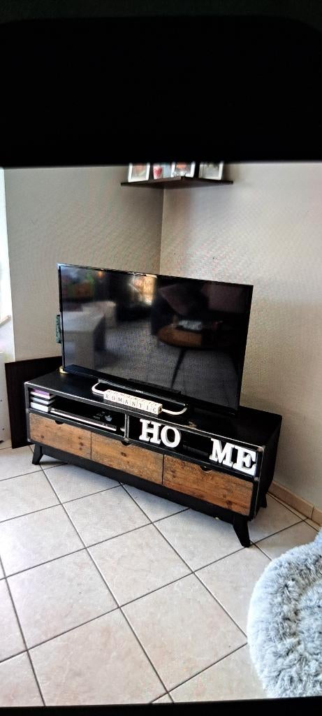 Tv kast, Enlèvement, Comme neuf