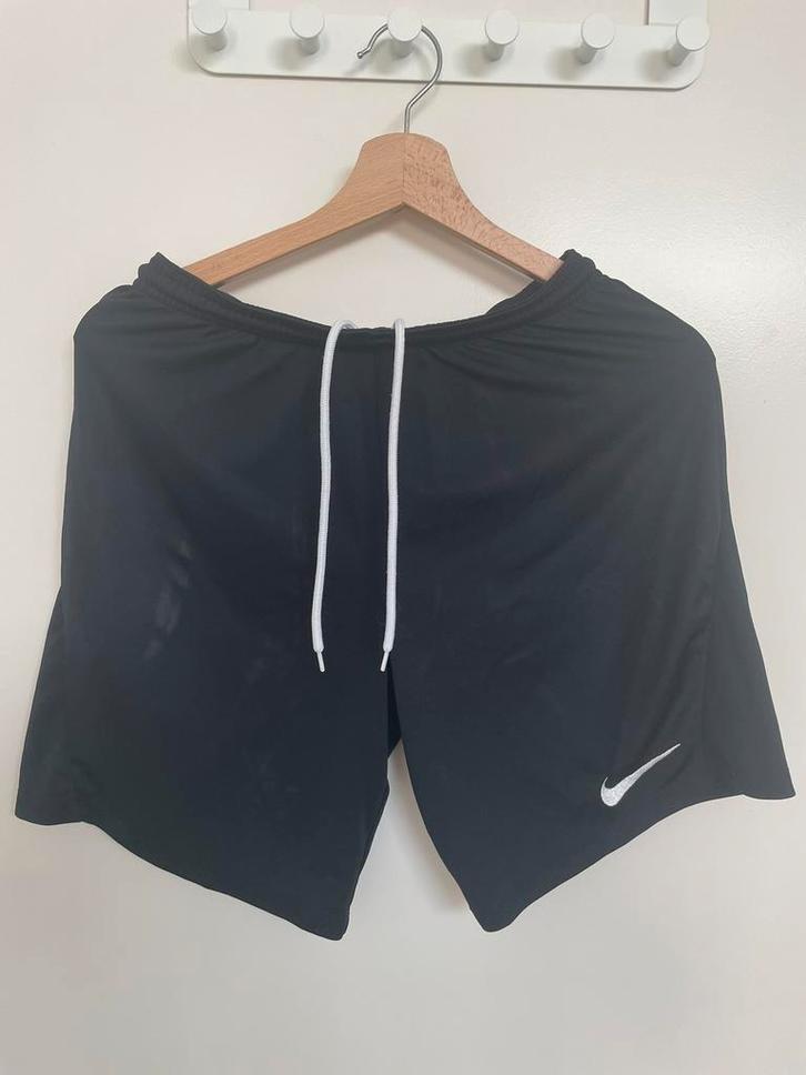 Nike Dri-FIT zwarte korte broek, Kleding | Heren, Sportkleding, Gedragen, Voetbal, Maat 46 (S) of kleiner, Zwart, Ophalen of Verzenden